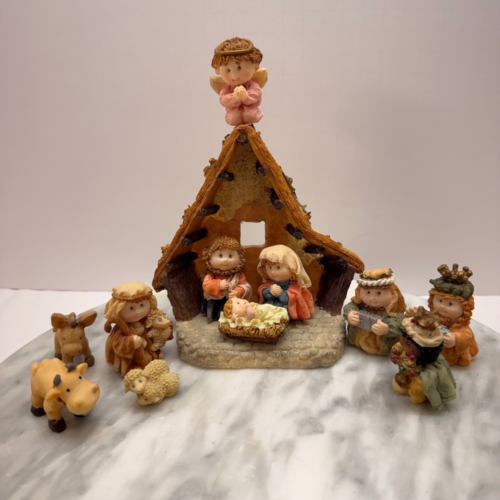 Sweet Nativity set 12 Piece Holy Family Manger Animals Angel Christmas Jesus‎